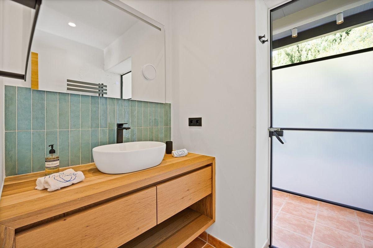 Casa en Venta en Calle Bermudas - 50