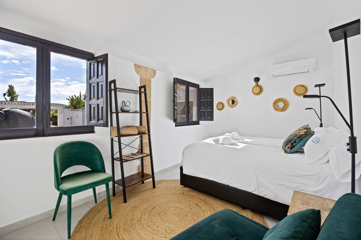 Casa en Venta en Calle Bermudas - 53