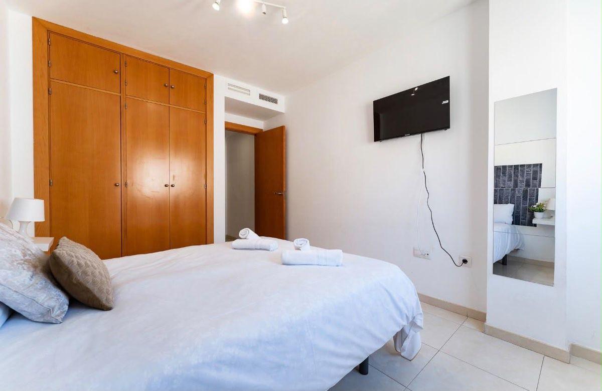 Piso en Venta en Calle Sancti Espíritu - 5