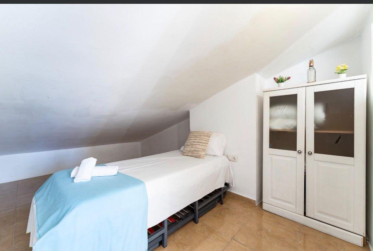 Piso en Venta en Calle Sancti Espíritu - 8