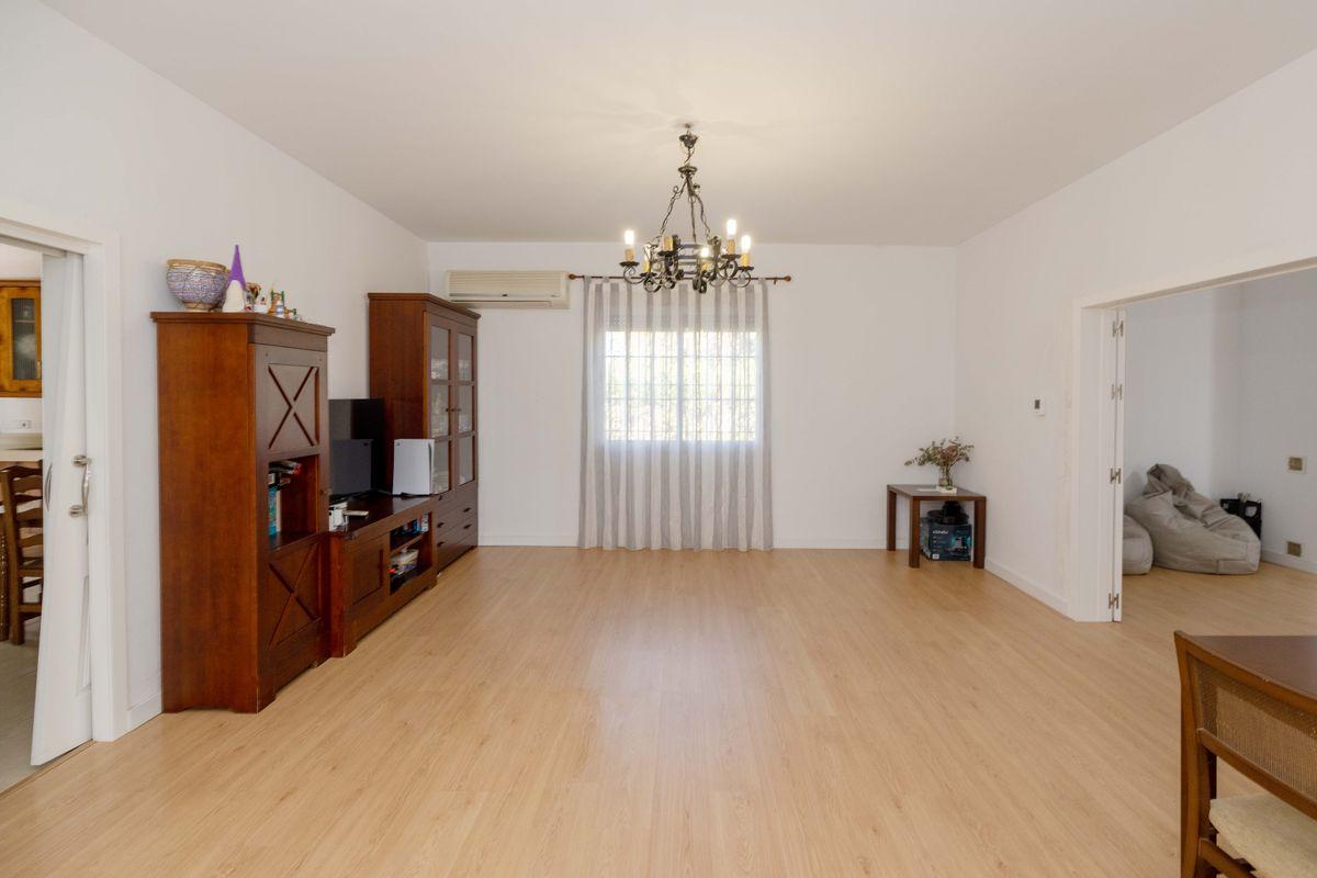 Casa en Venta en Calle Carlos Cano - 3