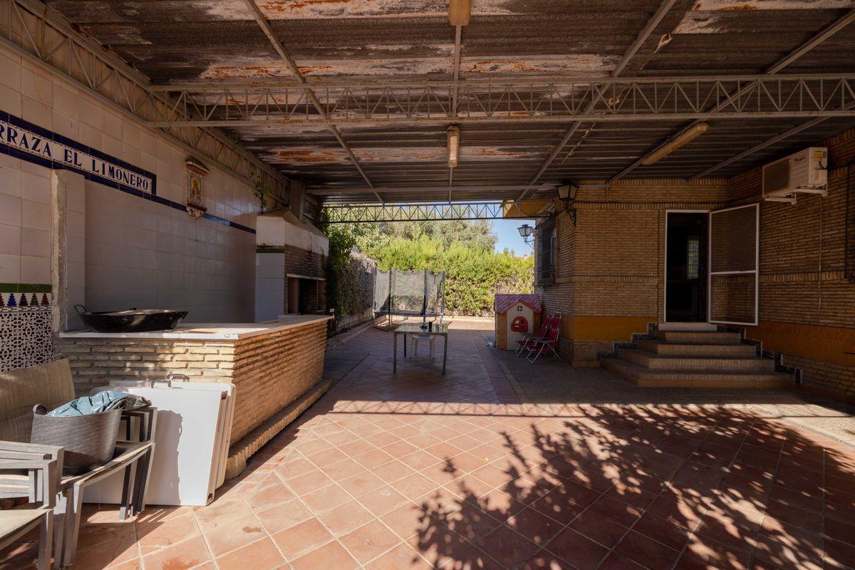 Casa en Venta en Calle Carlos Cano - 41