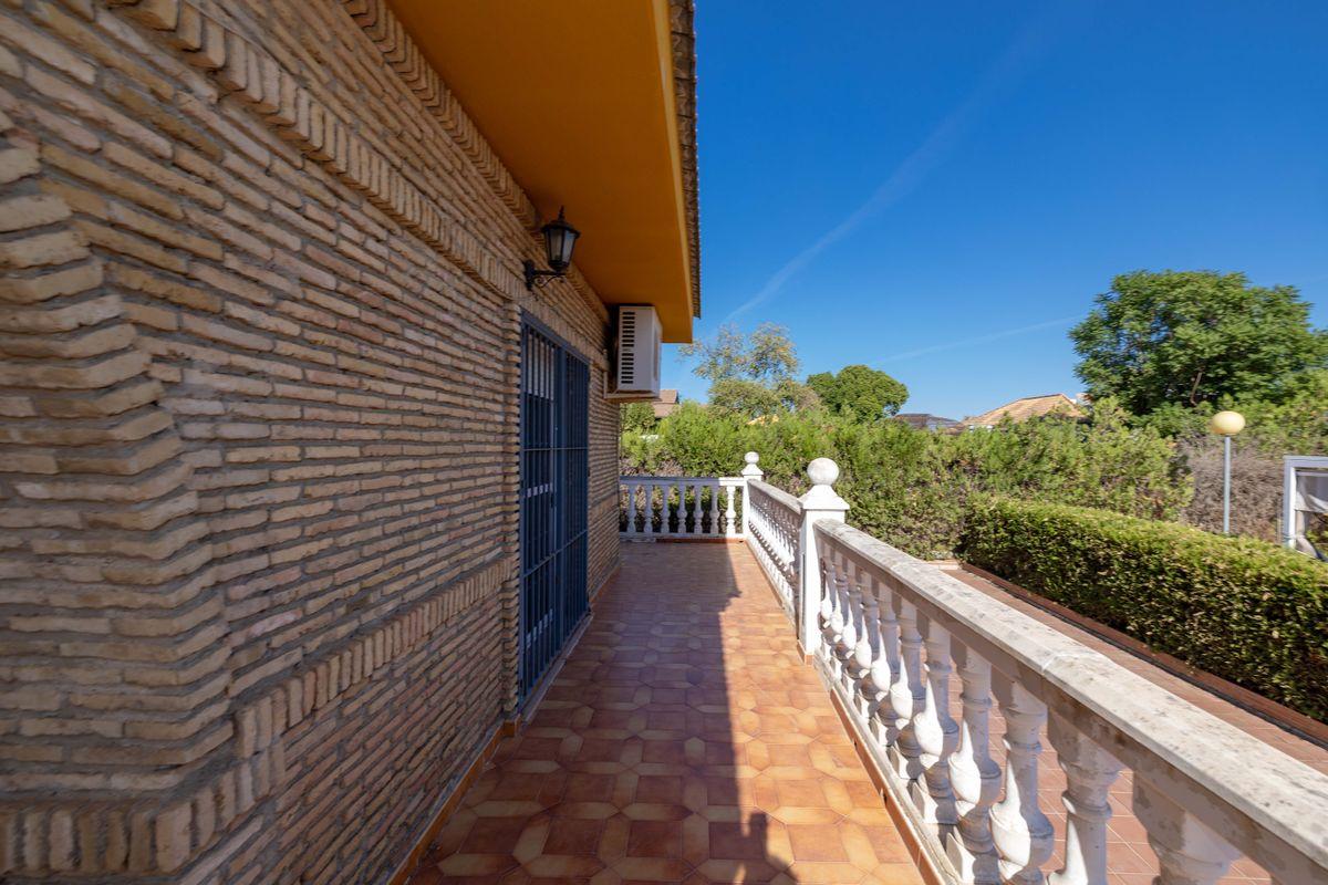 Casa en Venta en Calle Carlos Cano - 45