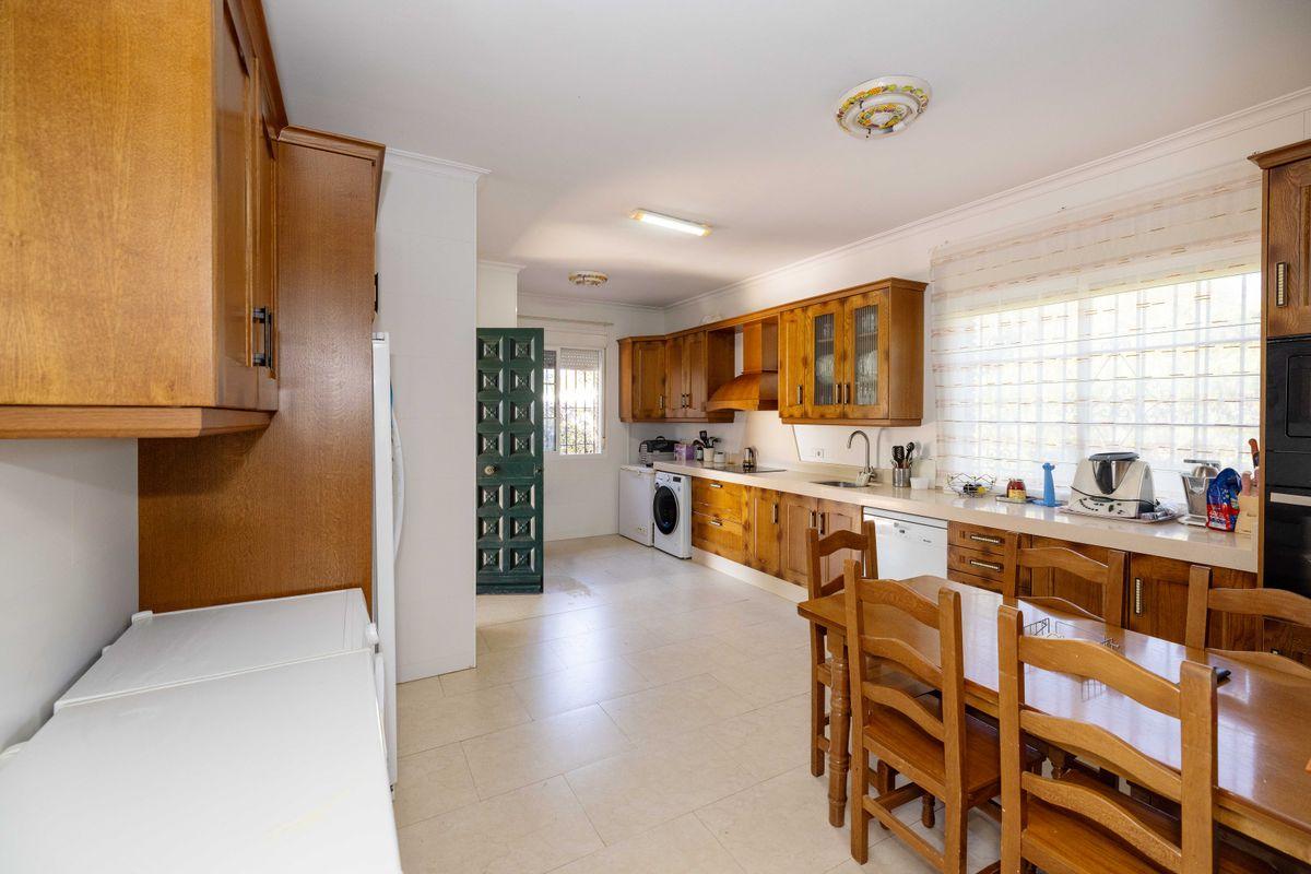 Casa en Venta en Calle Carlos Cano - 11