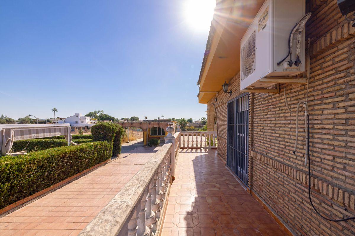 Casa en Venta en Calle Carlos Cano - 35