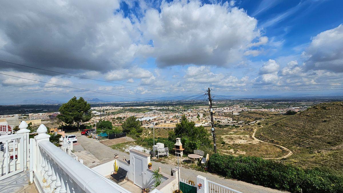 Casa en Venta en Calle Costa Canaria - 16