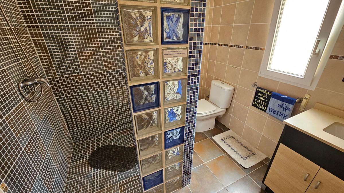 Casa en Venta en Calle Costa Canaria - 25