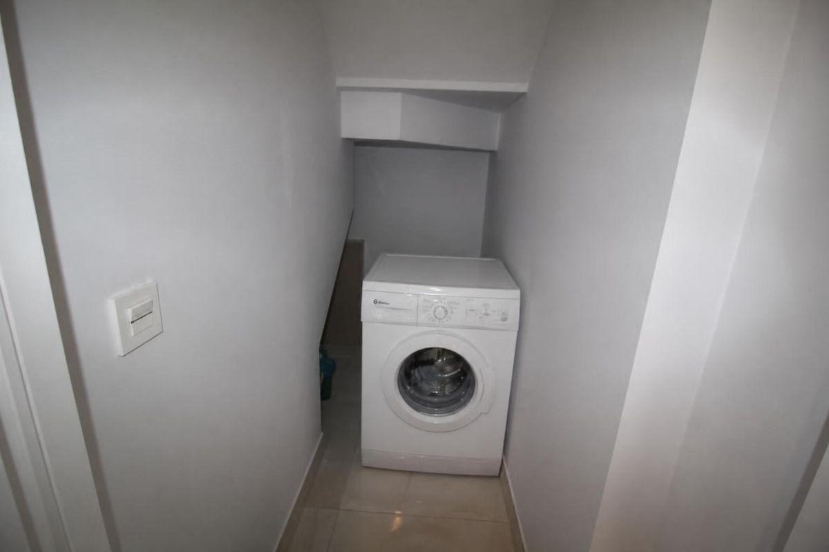 Villa en Venta en Calle Gabriela Mistral - 17