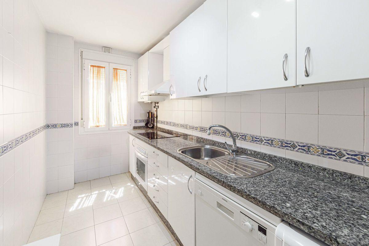 Piso en Venta en Calle Arroyo - 9