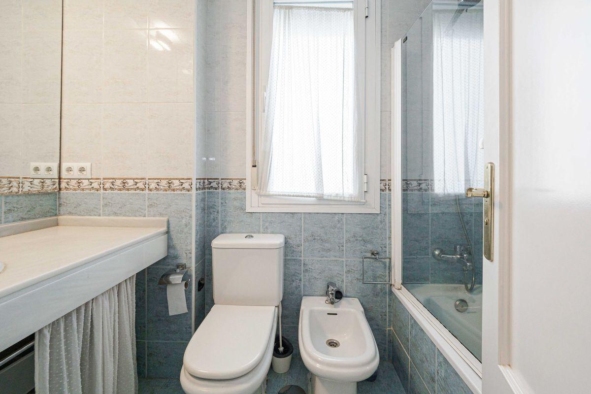 Piso en Venta en Calle Arroyo - 15