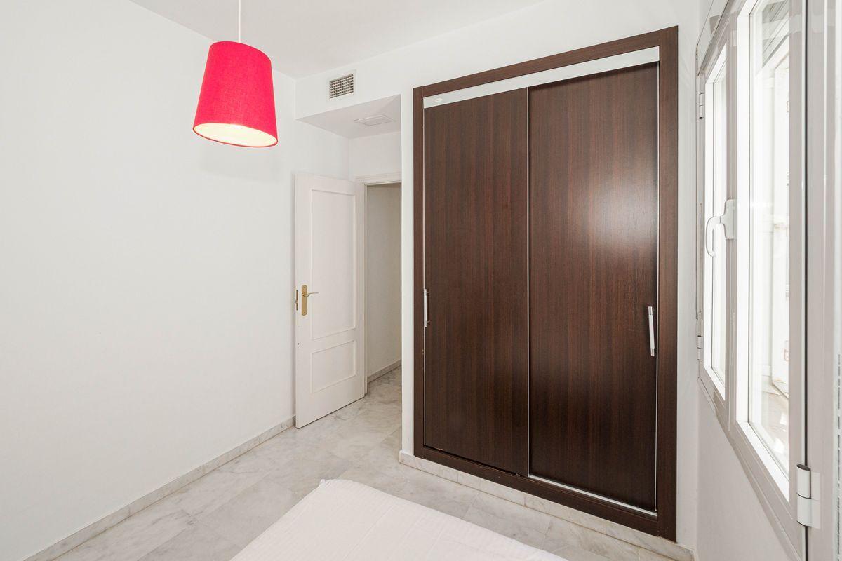 Piso en Venta en Calle Arroyo - 19