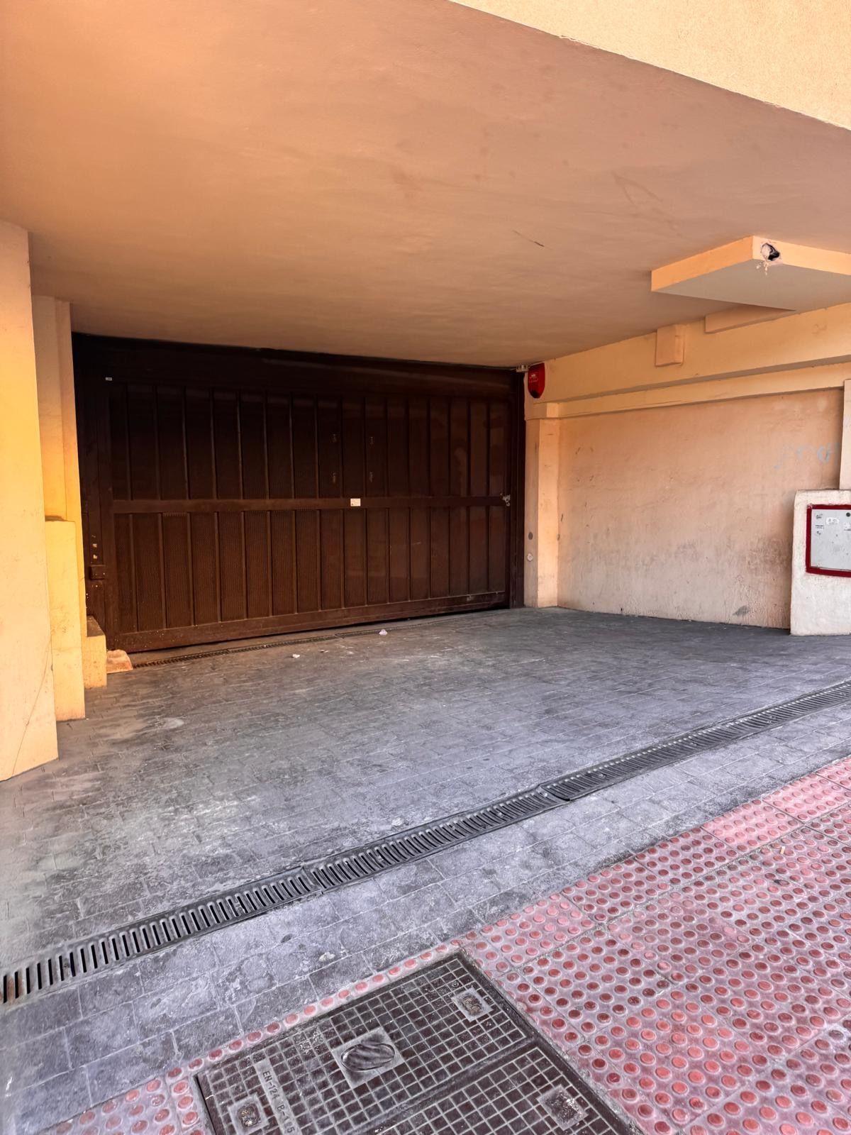 Garage en Venta en Calle Martínez Falero - 1