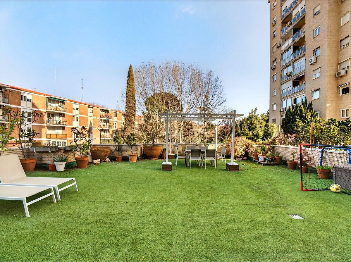 Piso en Venta en Calle de Ramírez de Arellano - 33