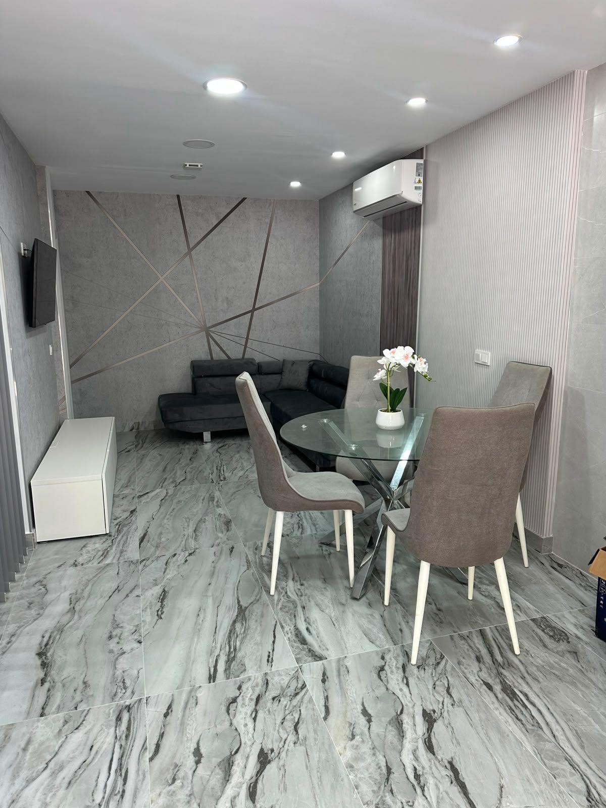 Piso en Venta en Avenida de Portugal - 1