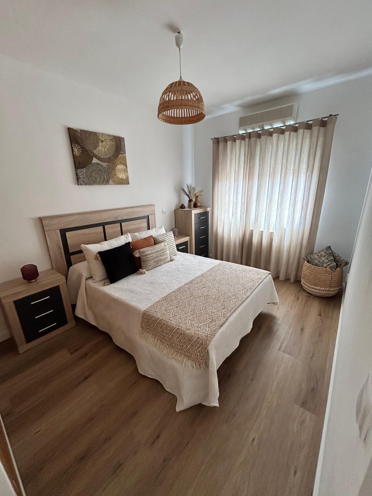 Casa Adosada en Venta en Calle Ramón M. del Valle Inclán - 17