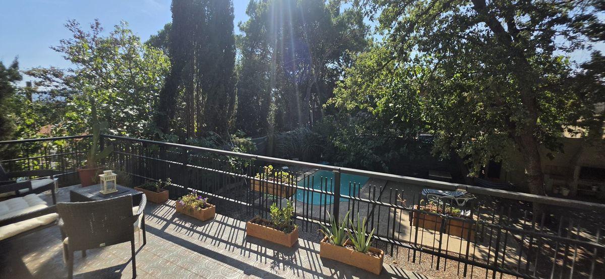Casa en Venta en Carrer Josep Carner - 39