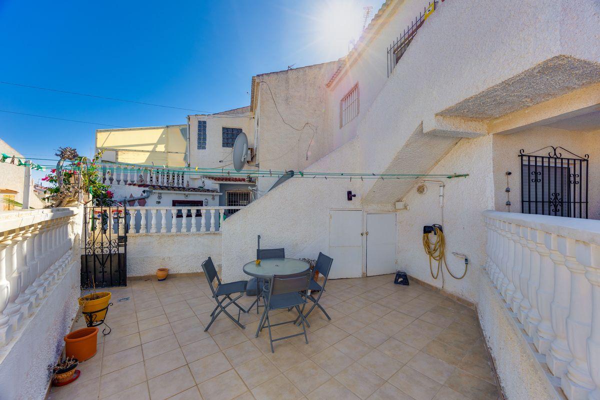 Casa en Venta en Calle Pepe Luis Vázquez - 5