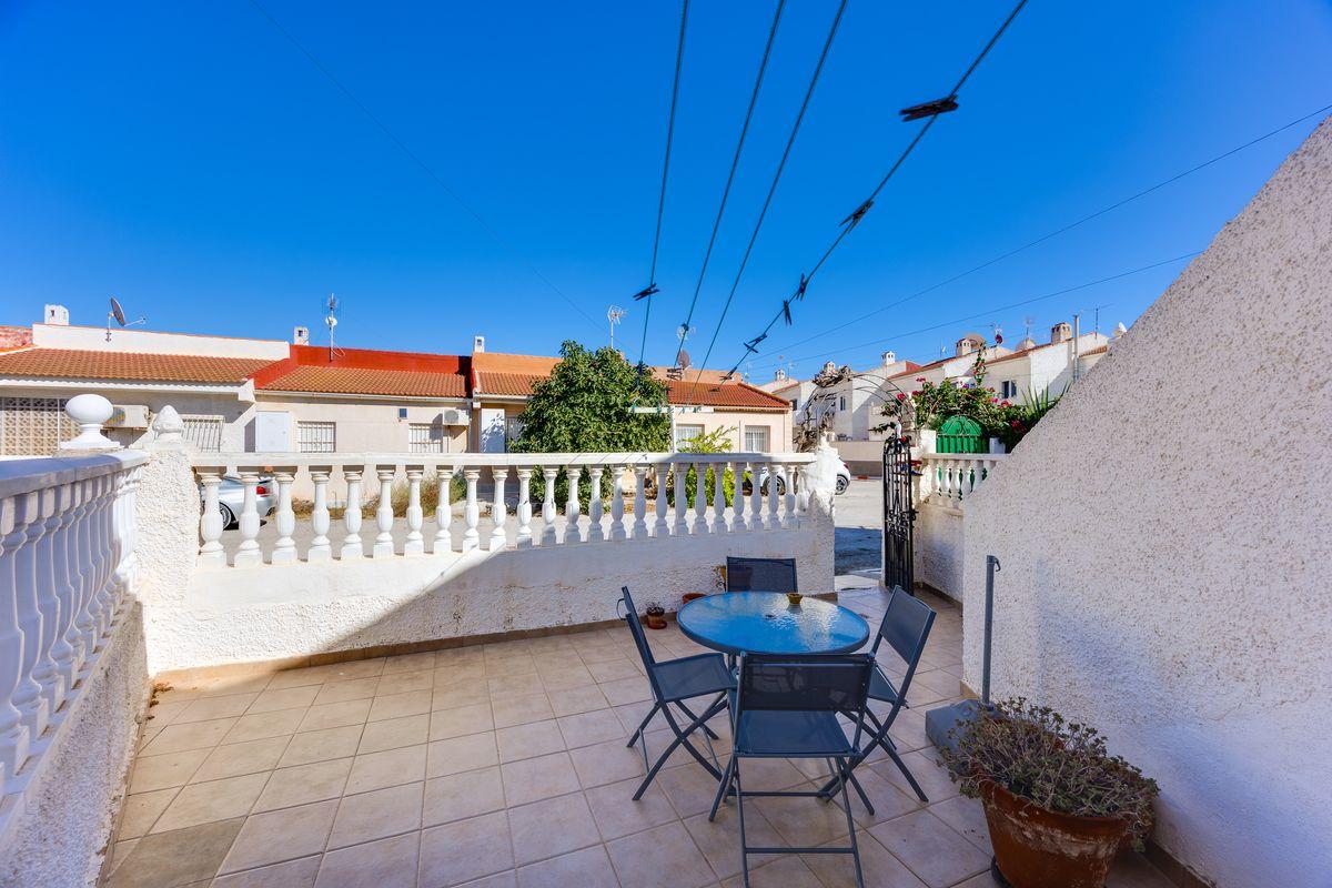 Casa en Venta en Calle Pepe Luis Vázquez - 4