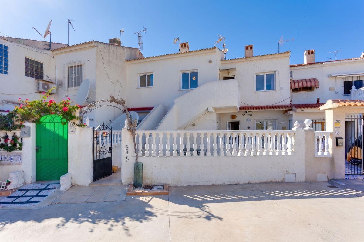Casa en Venta en Calle Pepe Luis Vázquez - 1