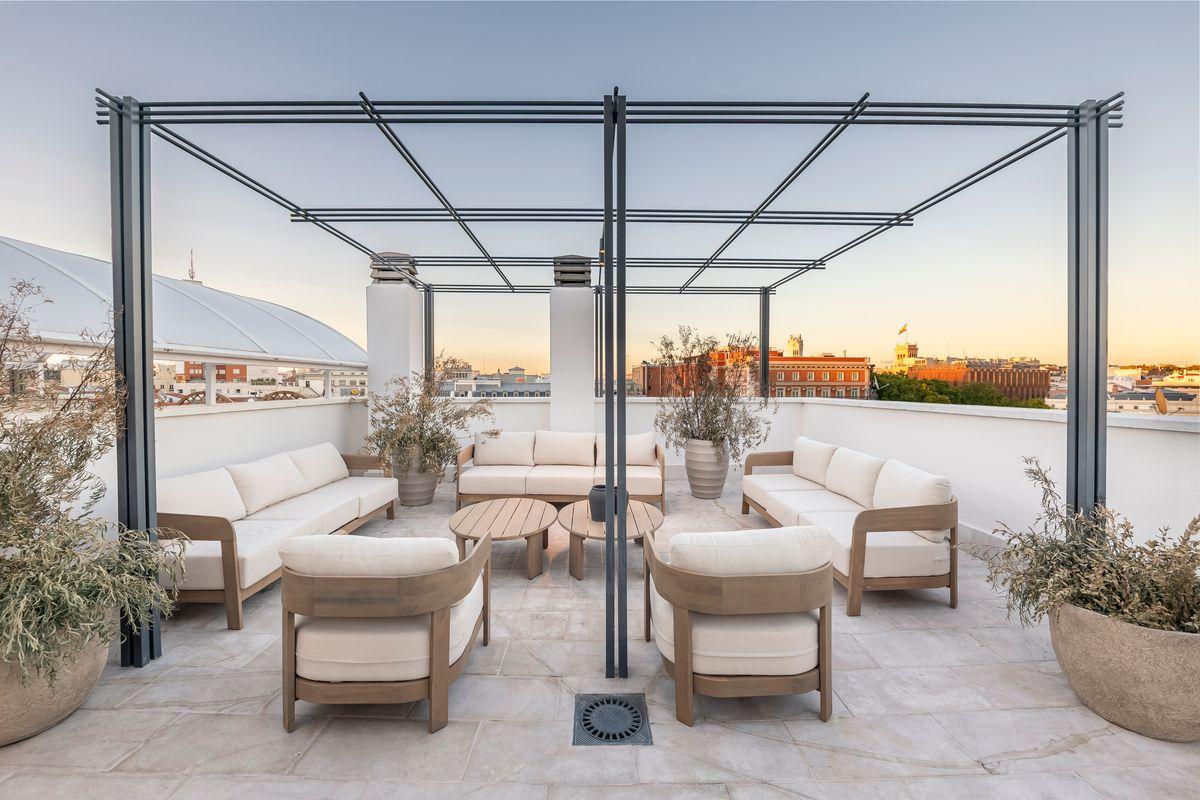 Dúplex en Venta en Plaza de las Cortes - 28