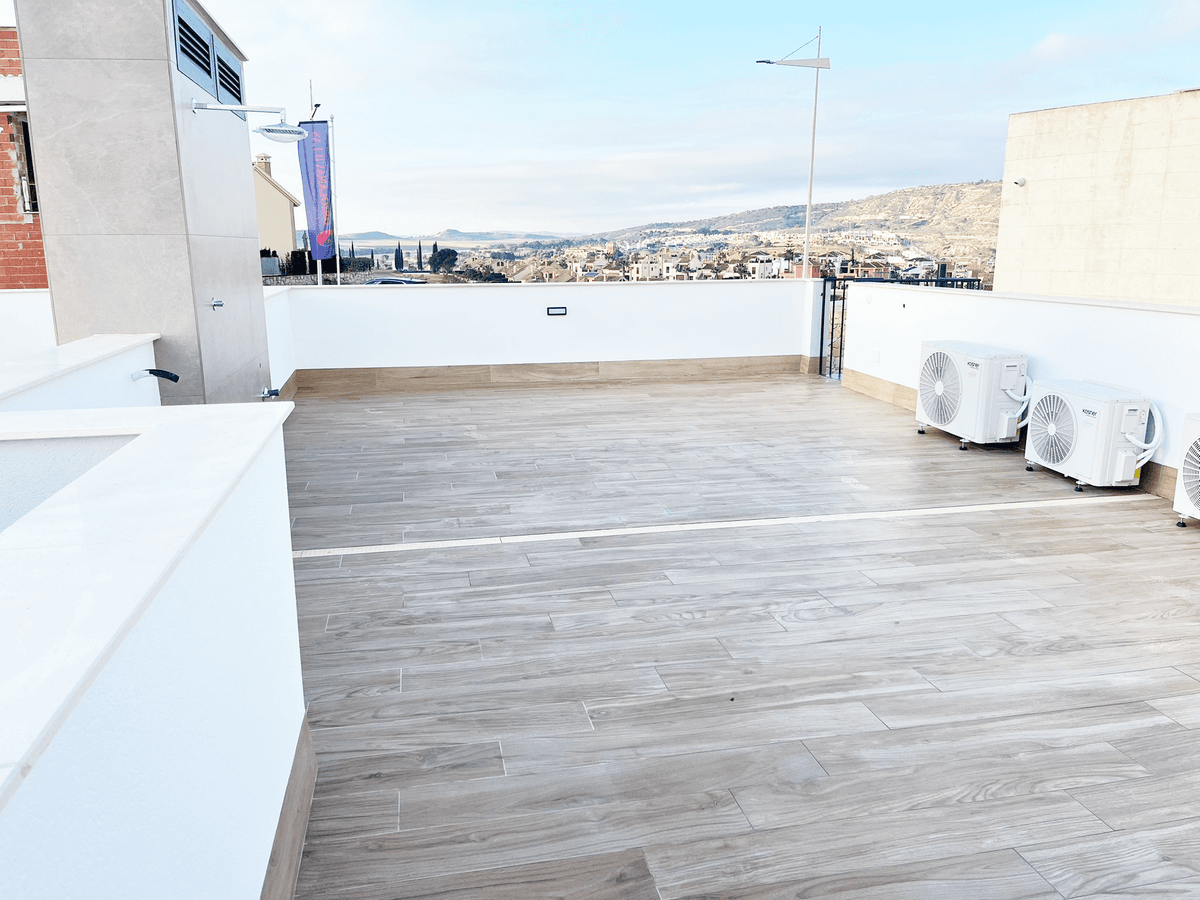 Semi-adosado en Venta en Avenida Antonio Pedrera Soler - 31