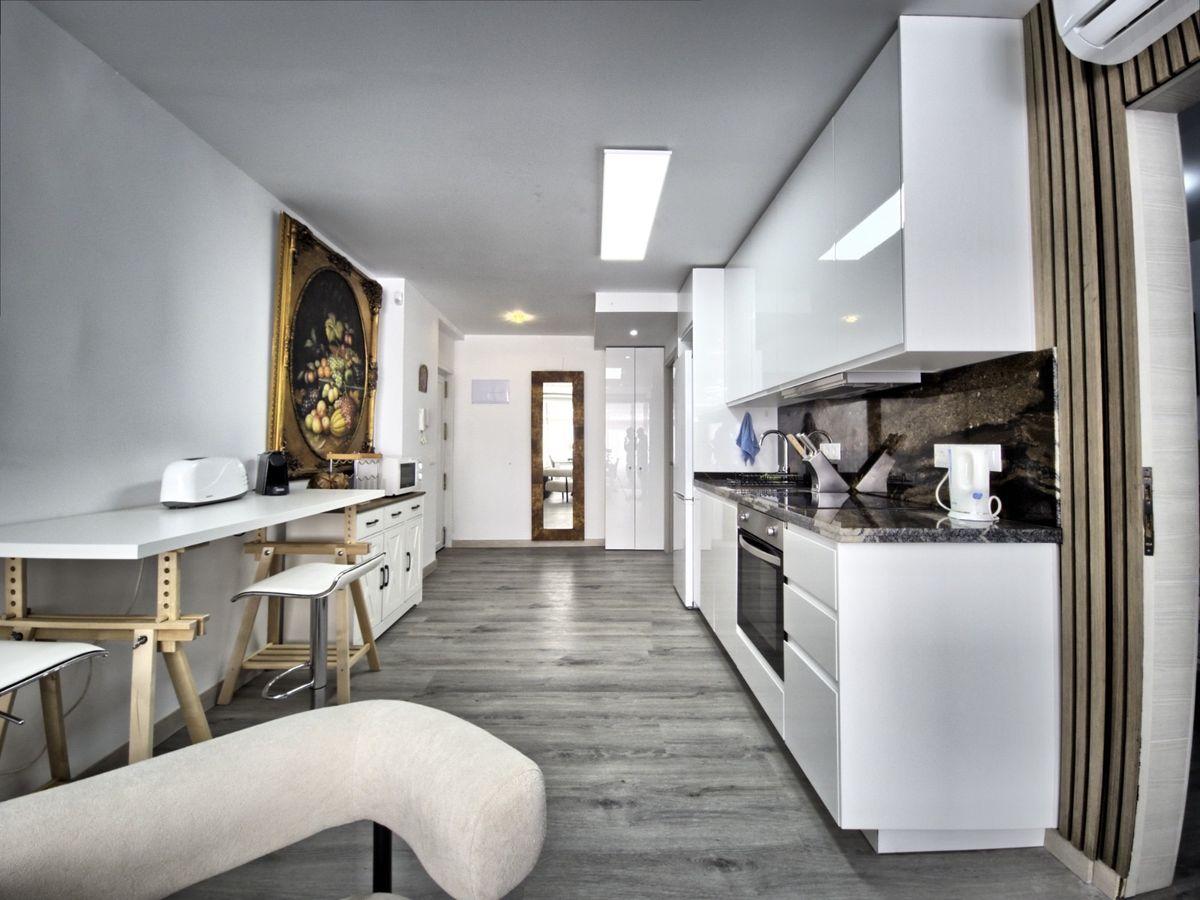 Piso en Venta - Avenida Ricardo Soriano - 12