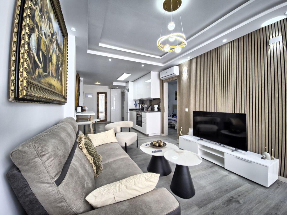 Piso en Venta - Avenida Ricardo Soriano - 6