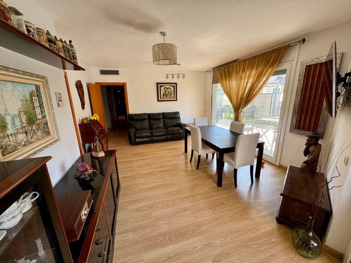 Piso en Venta en Passeig Marítim - 1