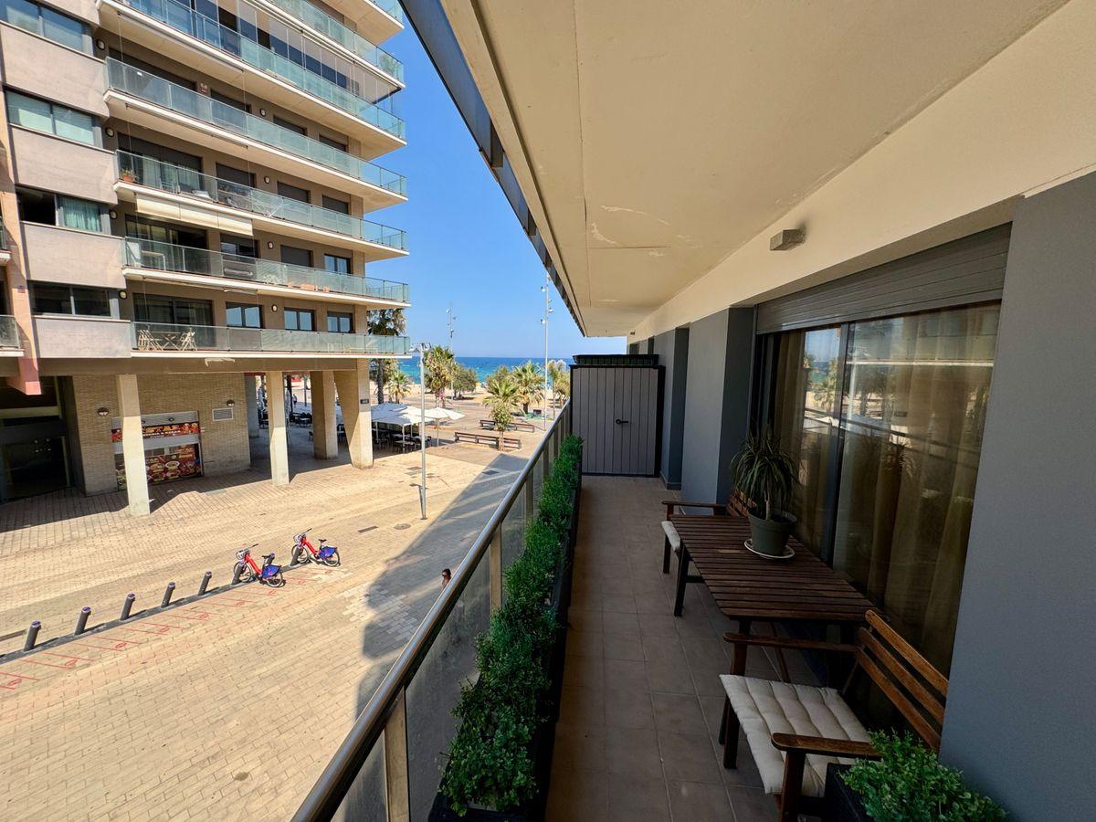 Piso en Venta en Passeig Marítim - 21