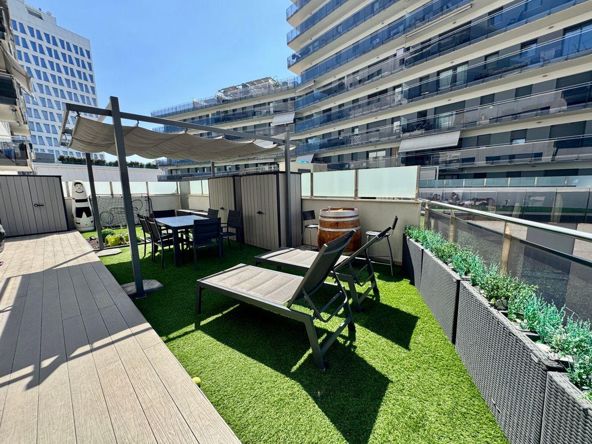 Piso en Venta en Passeig Marítim - 14