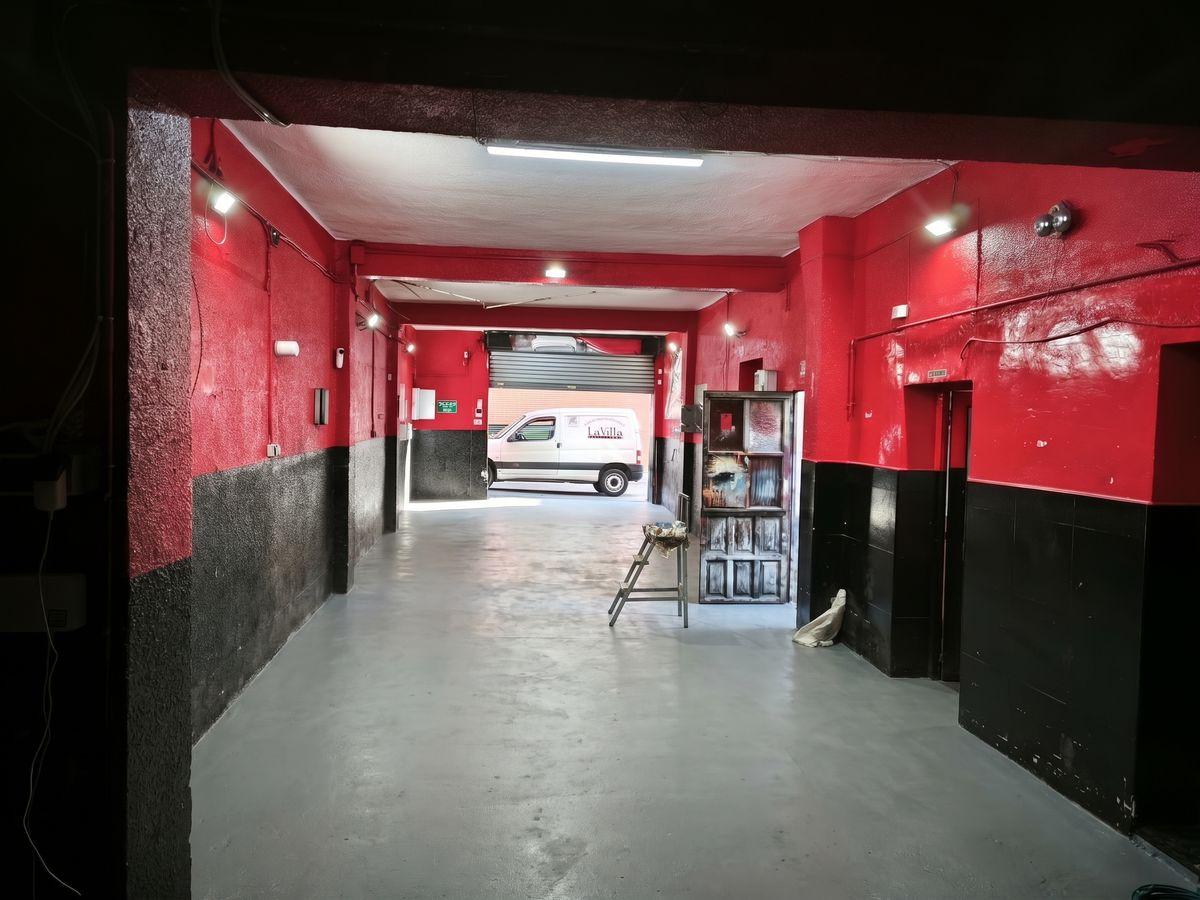 Local en Venta en Calle del Monte Perdido - 2