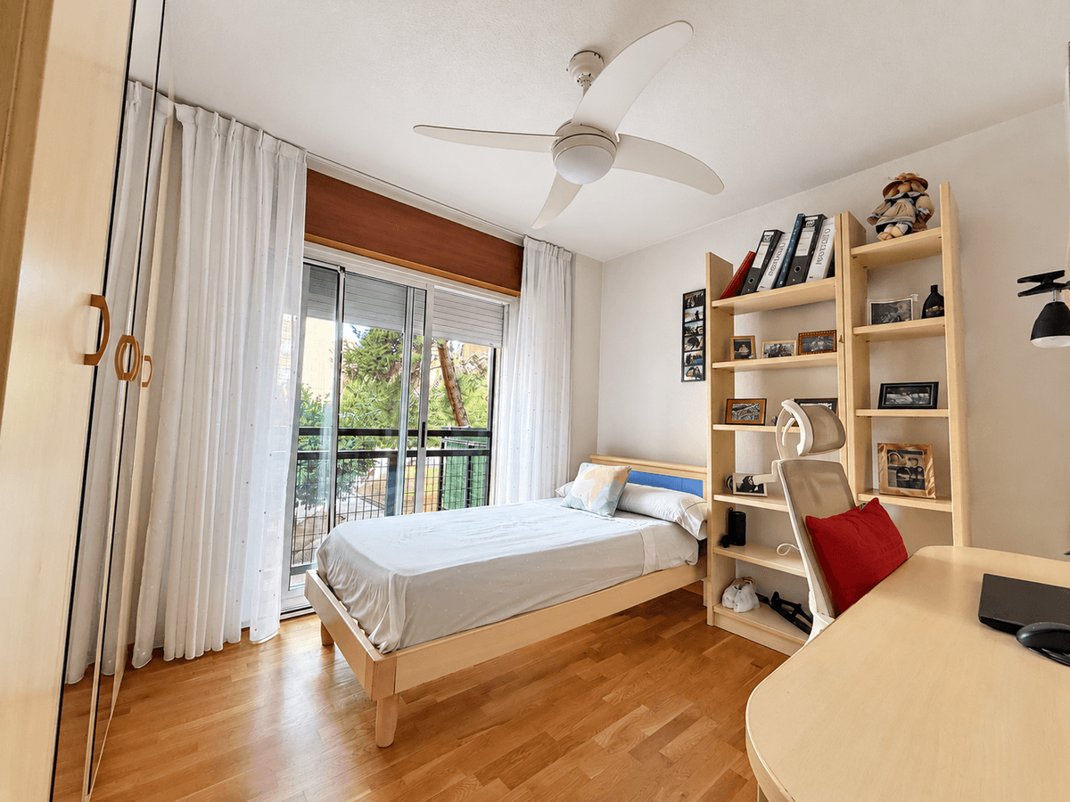 Piso en Venta en Calle Vicente Aleixandre - 12
