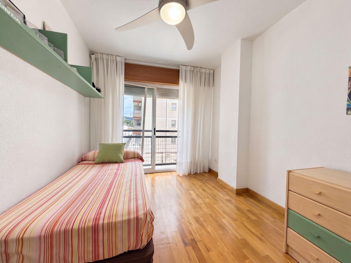 Piso en Venta en Calle Vicente Aleixandre - 14