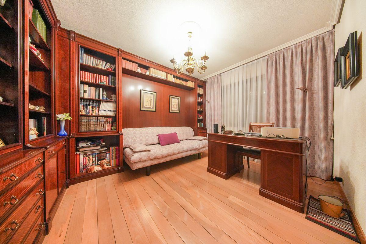 Casa en Venta - Calle Valencia - 18