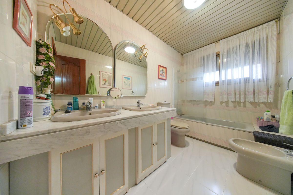 Casa en Venta - Calle Valencia - 26
