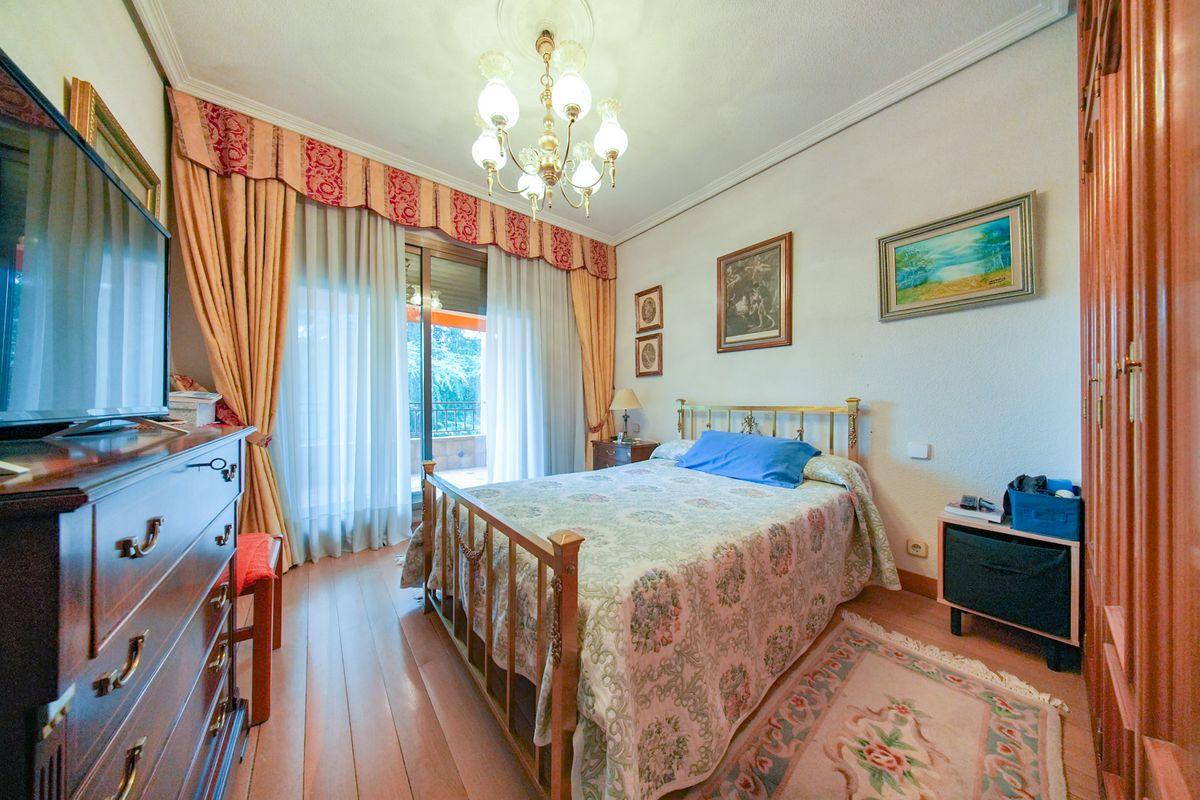 Casa en Venta - Calle Valencia - 23