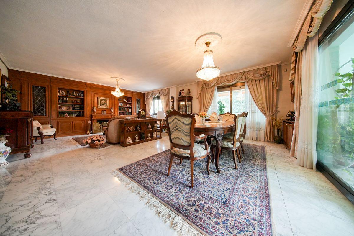 Casa en Venta - Calle Valencia - 15