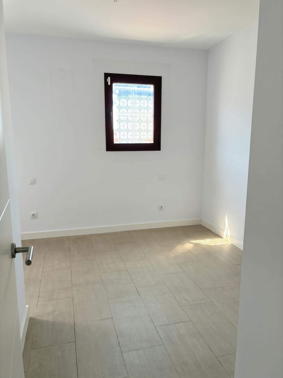Piso en Venta en Calle del General Oráa - 2