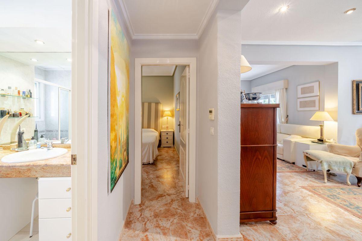 Casa en Venta en Calle Burgos - 31