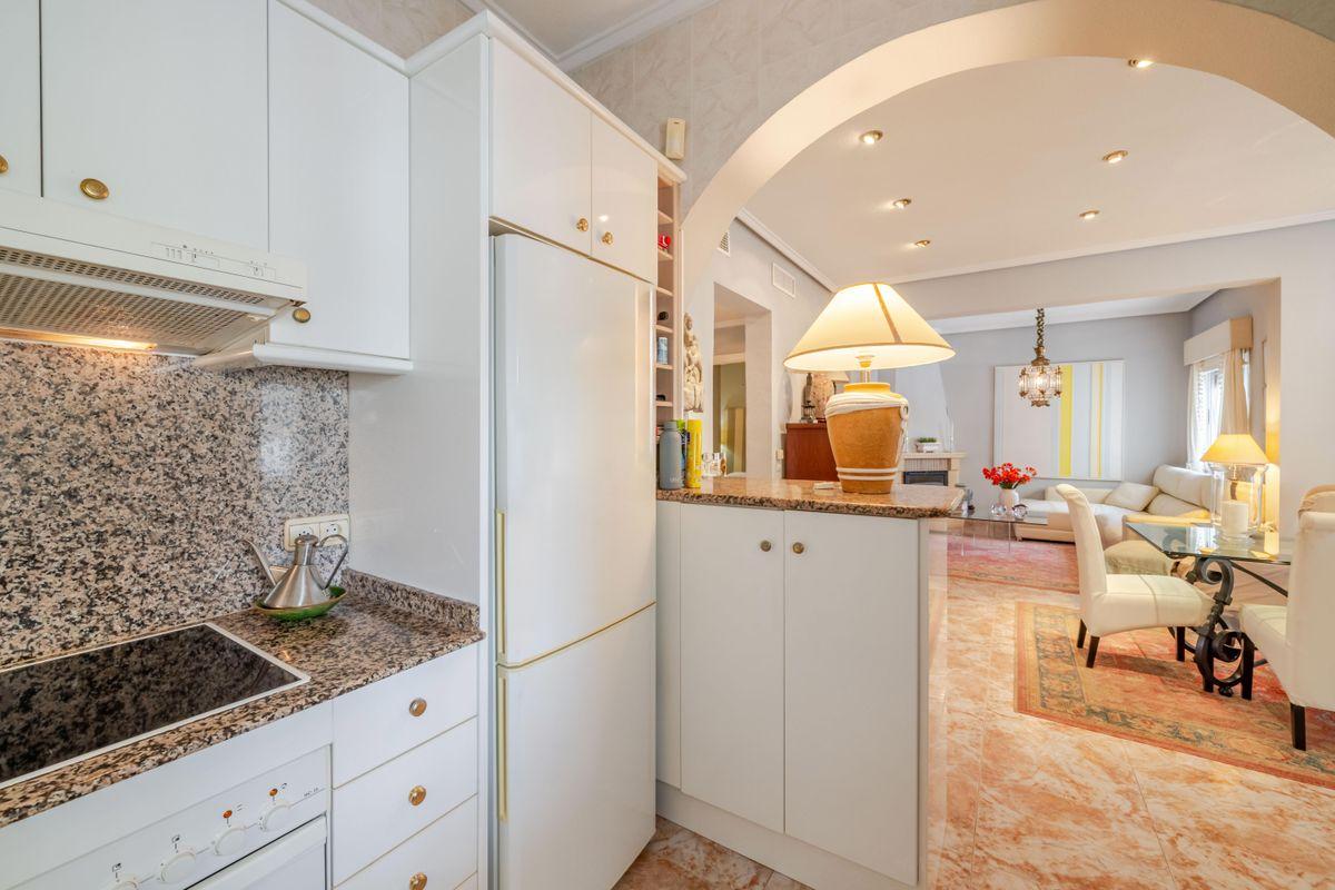 Casa en Venta en Calle Burgos - 23
