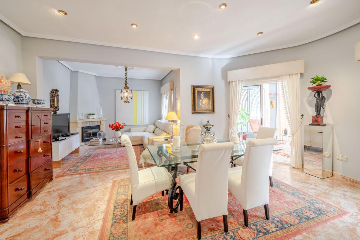Casa en Venta en Calle Burgos - 13