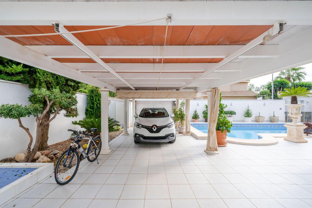 Casa en Venta en Calle Burgos - 36