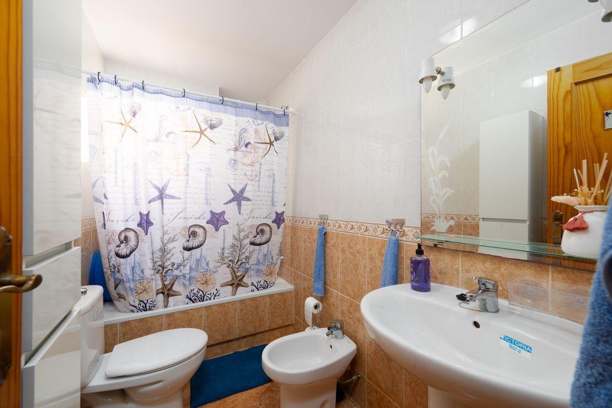 Piso en Venta en Calle d Manuel Martinez Guirao - 8
