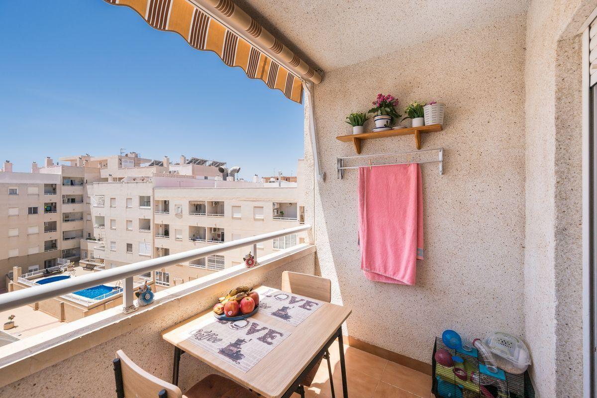 Piso en Venta en Calle d Manuel Martinez Guirao - 18