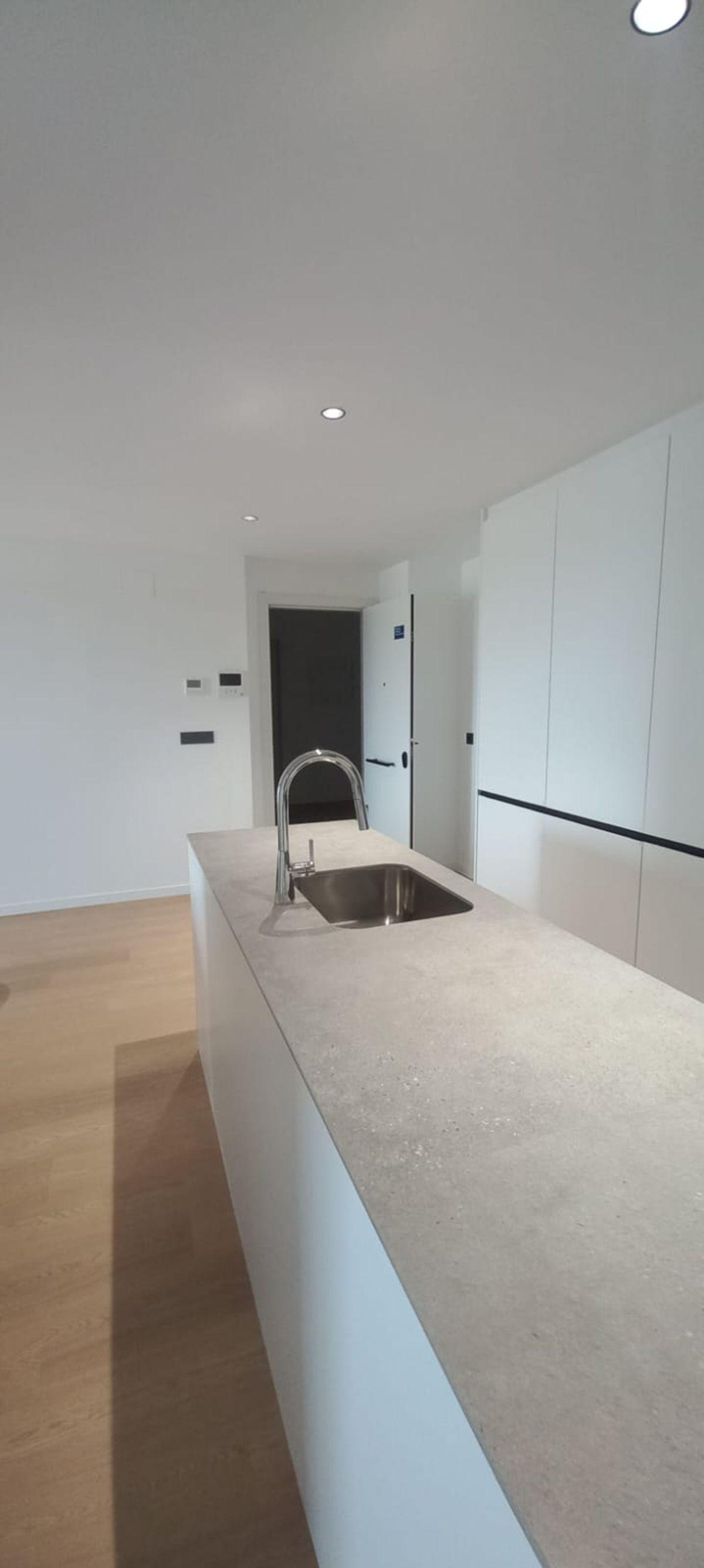 Piso en Venta en Carrer Granada - 15