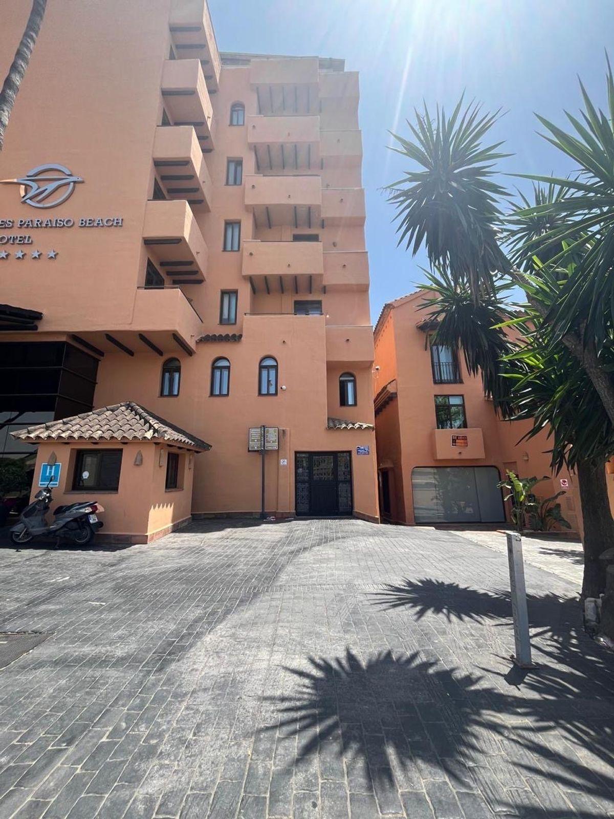 Edificio Comercial en Venta en Via Hotel Blue Bay Estepona - 16