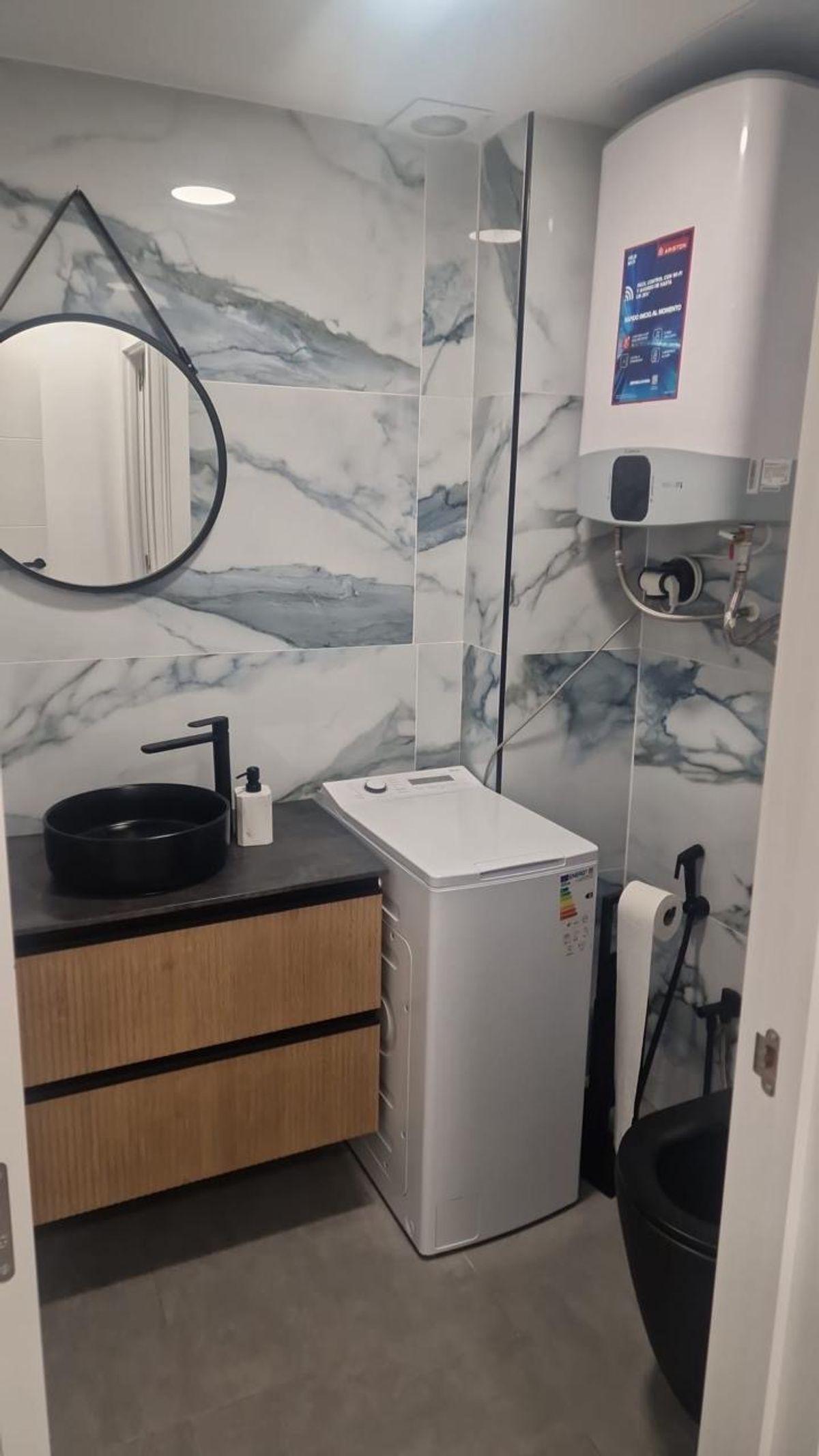 Edificio Comercial en Venta en Via Hotel Blue Bay Estepona - 3