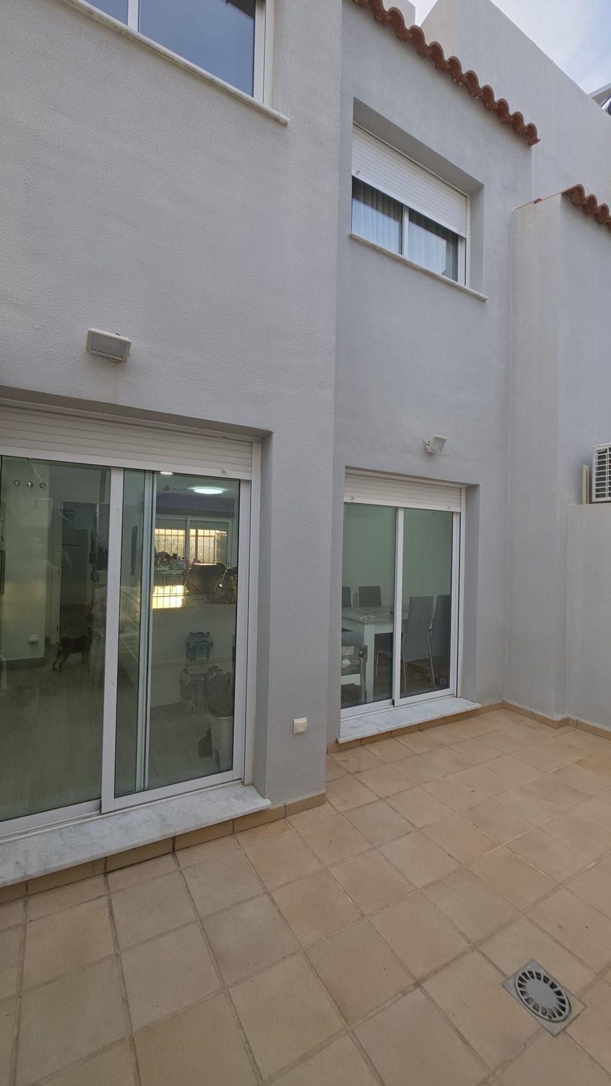 Townhouse en Venta en Calle Poeta Alfonso Canales - 15