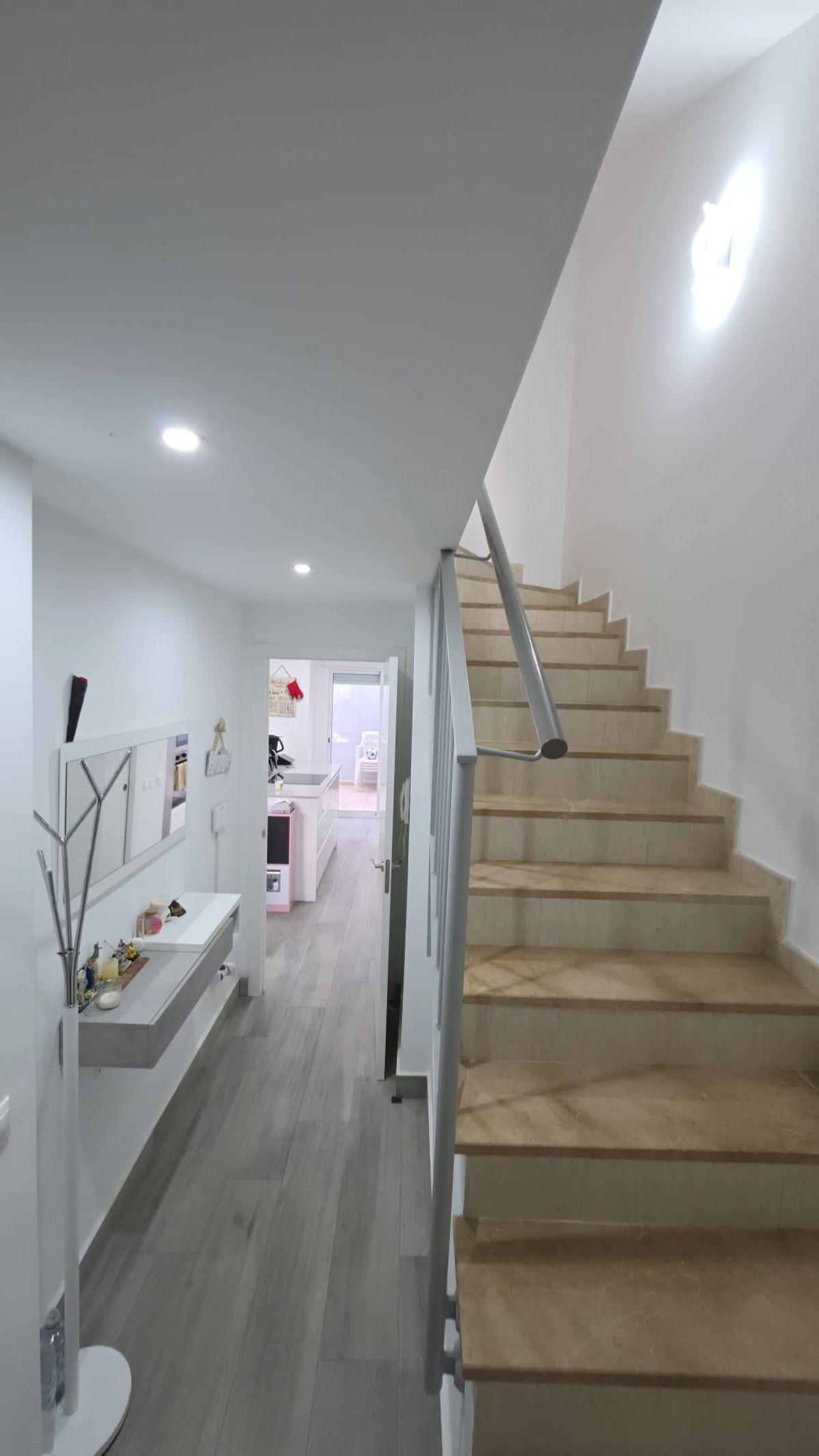 Townhouse en Venta en Calle Poeta Alfonso Canales - 6
