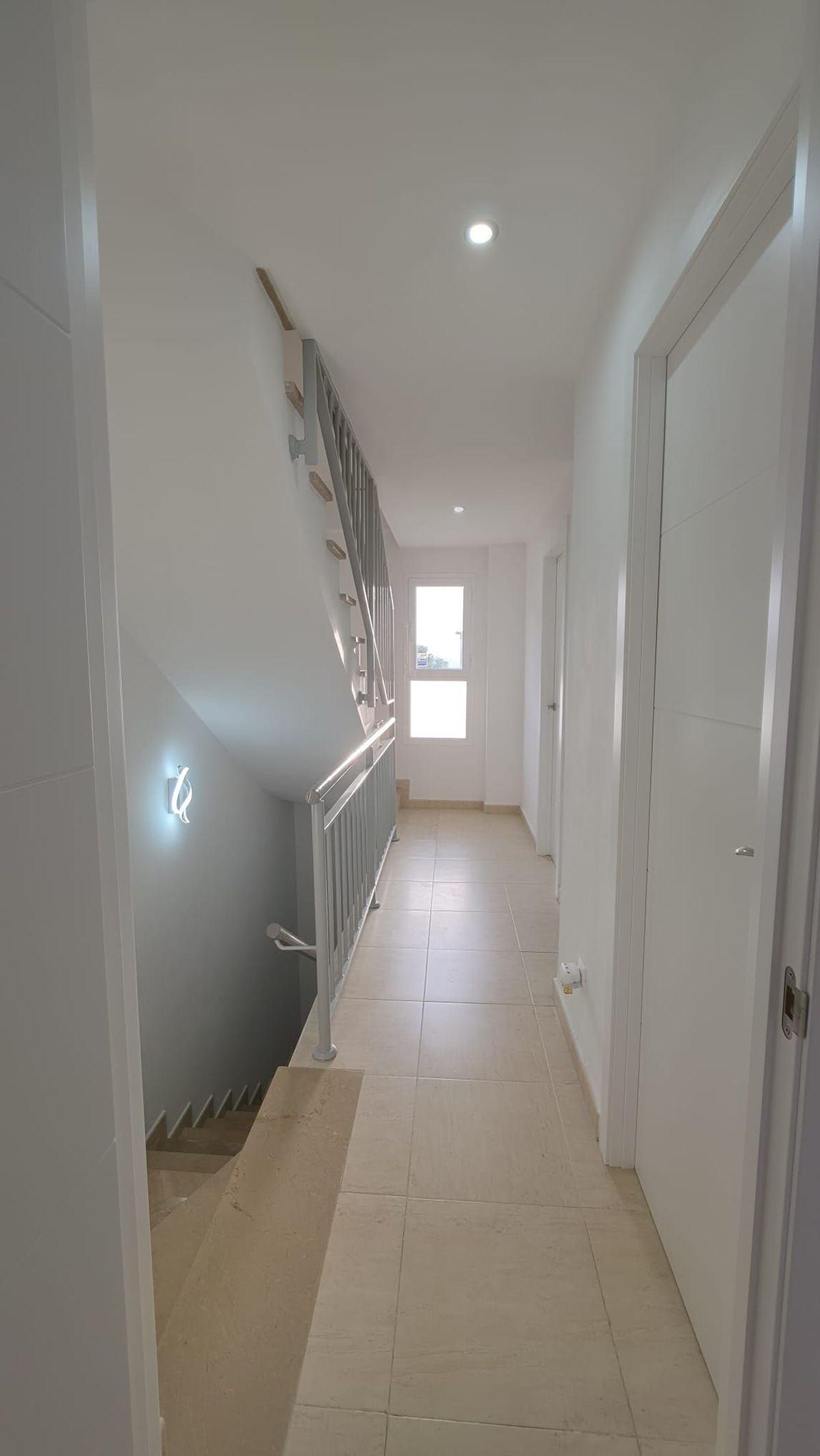 Townhouse en Venta en Calle Poeta Alfonso Canales - 10